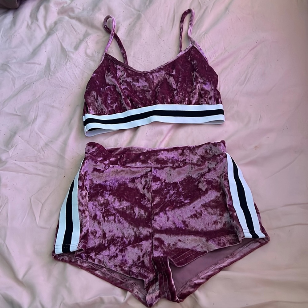 2 piece set